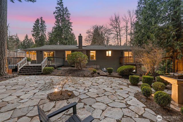 15528 186th Avenue NE, Woodinville, WA 98072