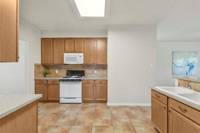 8706 Challis Park Court, Houston, TX 77040