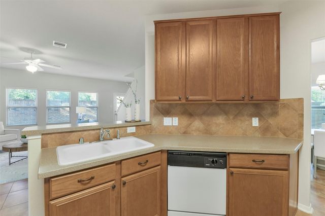 8706 Challis Park Court, Houston, TX 77040