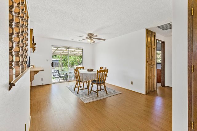 4574 Lower River Road, Grants Pass, OR 97526