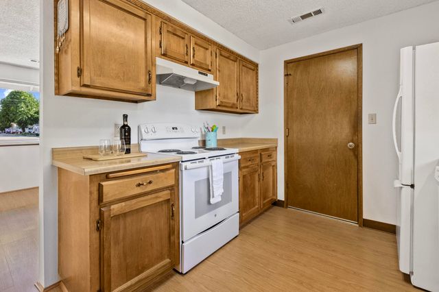 4574 Lower River Road, Grants Pass, OR 97526