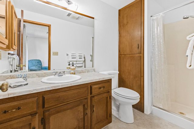4574 Lower River Road, Grants Pass, OR 97526