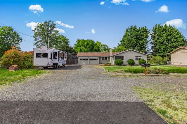 4574 Lower River Road, Grants Pass, OR 97526