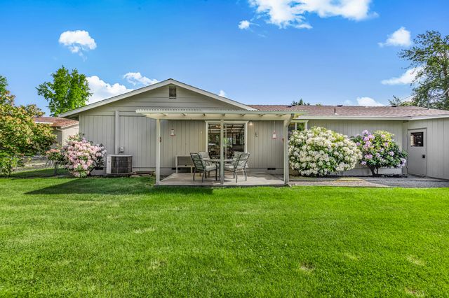 4574 Lower River Road, Grants Pass, OR 97526