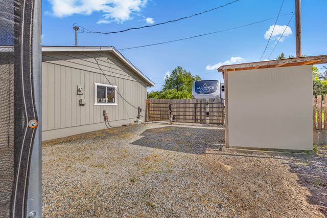 4574 Lower River Road, Grants Pass, OR 97526