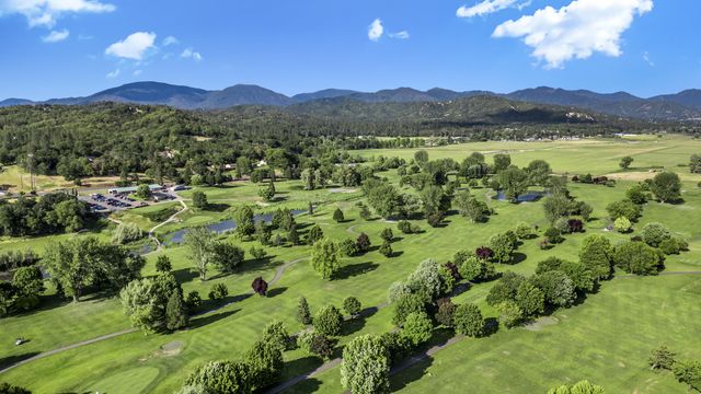 4574 Lower River Road, Grants Pass, OR 97526