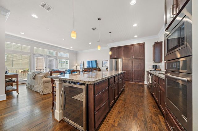 2406 Beall Street C, Houston, TX 77008