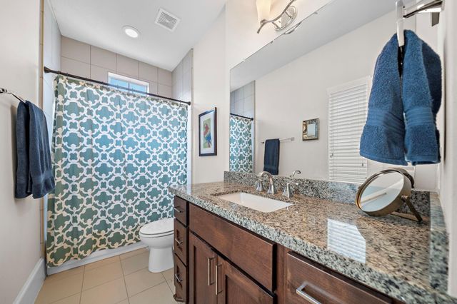 2406 Beall Street C, Houston, TX 77008