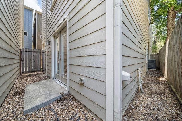 2406 Beall Street C, Houston, TX 77008