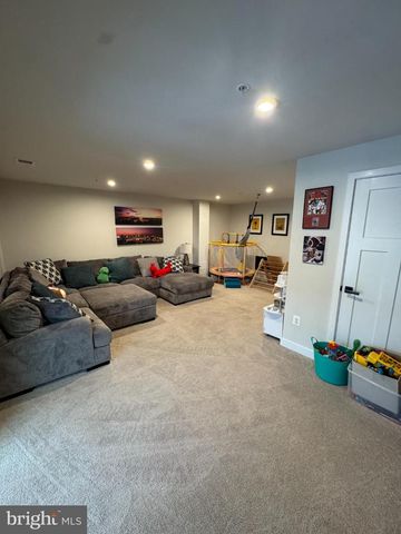 10706 LAMOKA LN, New Market, MD 21774