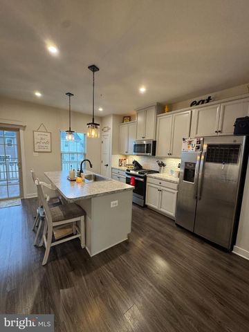 10706 LAMOKA LN, New Market, MD 21774