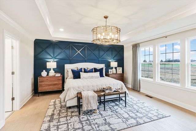 39 Hawthorn Ridge Drive, Hawthorn Woods, IL 60047