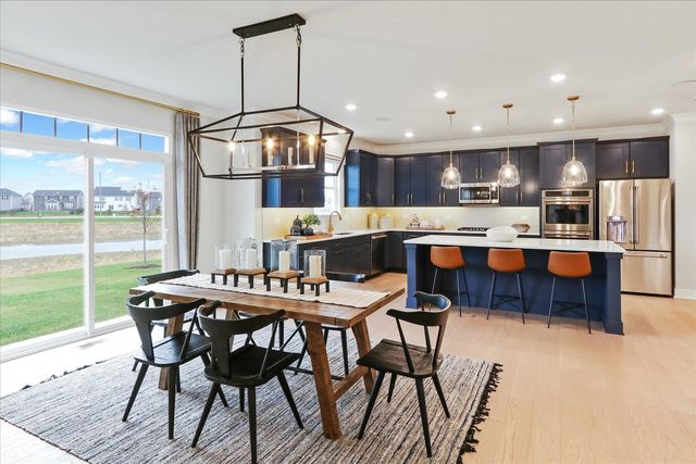 39 Hawthorn Ridge Drive, Hawthorn Woods, IL 60047