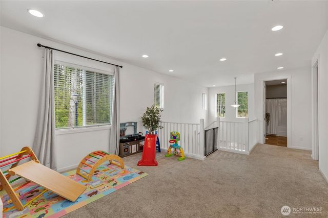 795 SE Nordmann Loop, Port Orchard, WA 98366