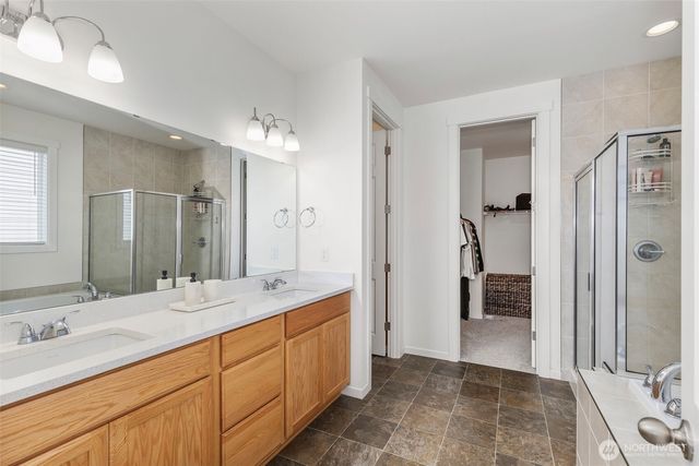 795 SE Nordmann Loop, Port Orchard, WA 98366