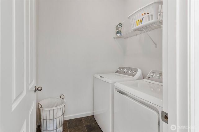 795 SE Nordmann Loop, Port Orchard, WA 98366