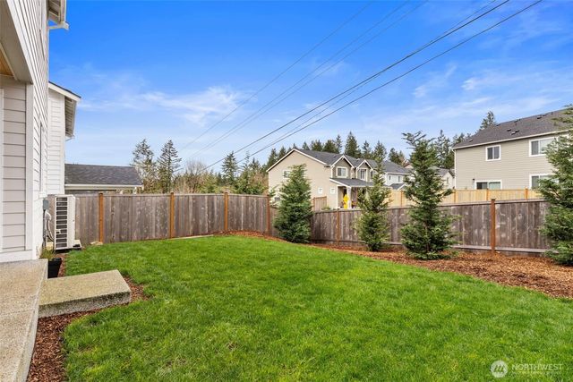 795 SE Nordmann Loop, Port Orchard, WA 98366