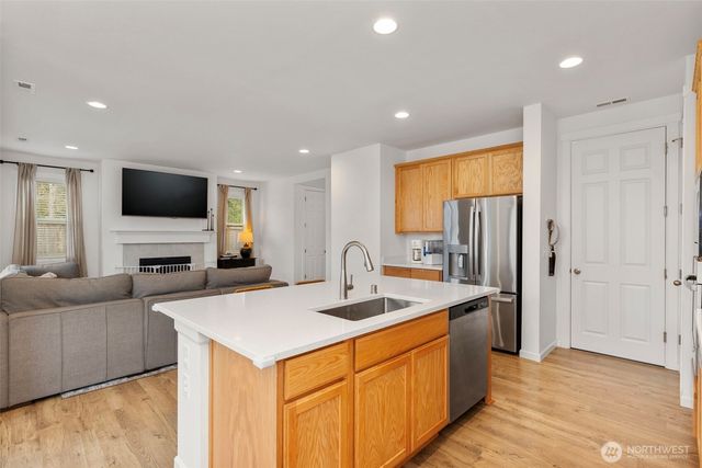 795 SE Nordmann Loop, Port Orchard, WA 98366