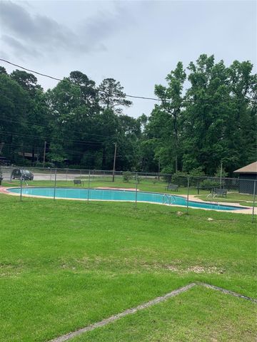 000 Birch Drive, Montgomery, TX 77356