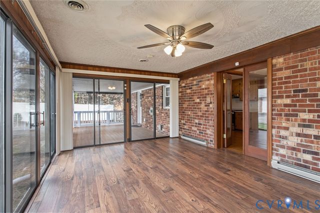 7097 Bonniefield Dr, Mechanicsville, VA 23111