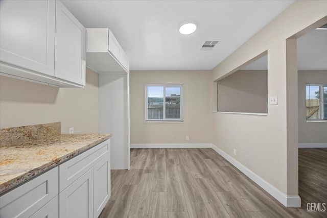 5900 Leo Street, Bakersfield, CA 93307