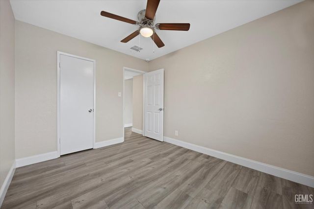 5900 Leo Street, Bakersfield, CA 93307