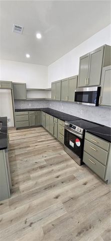 639 Ozburn Rd NW Road, Atlanta, GA 30318