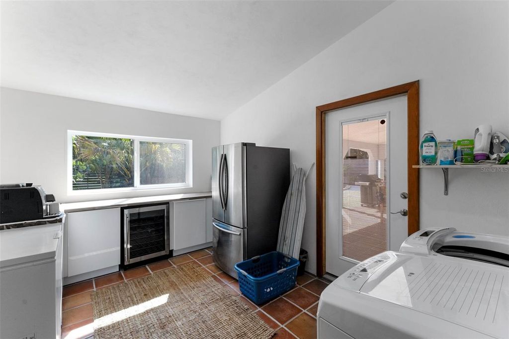 Image 17 of property listing at 725 INGHAM ROAD, New Smyrna Beach, FL 32168