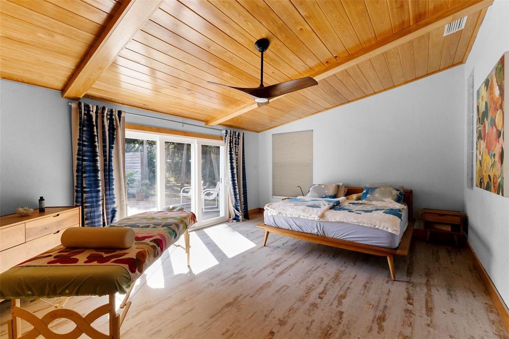 Image 23 of property listing at 725 INGHAM ROAD, New Smyrna Beach, FL 32168