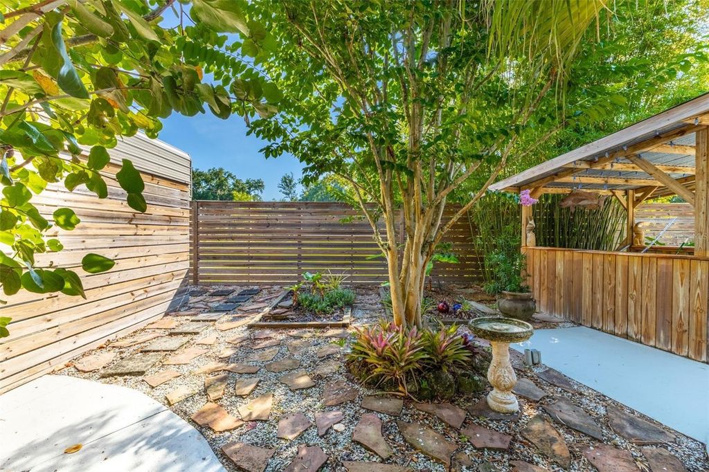 Image 44 of property listing at 725 INGHAM ROAD, New Smyrna Beach, FL 32168