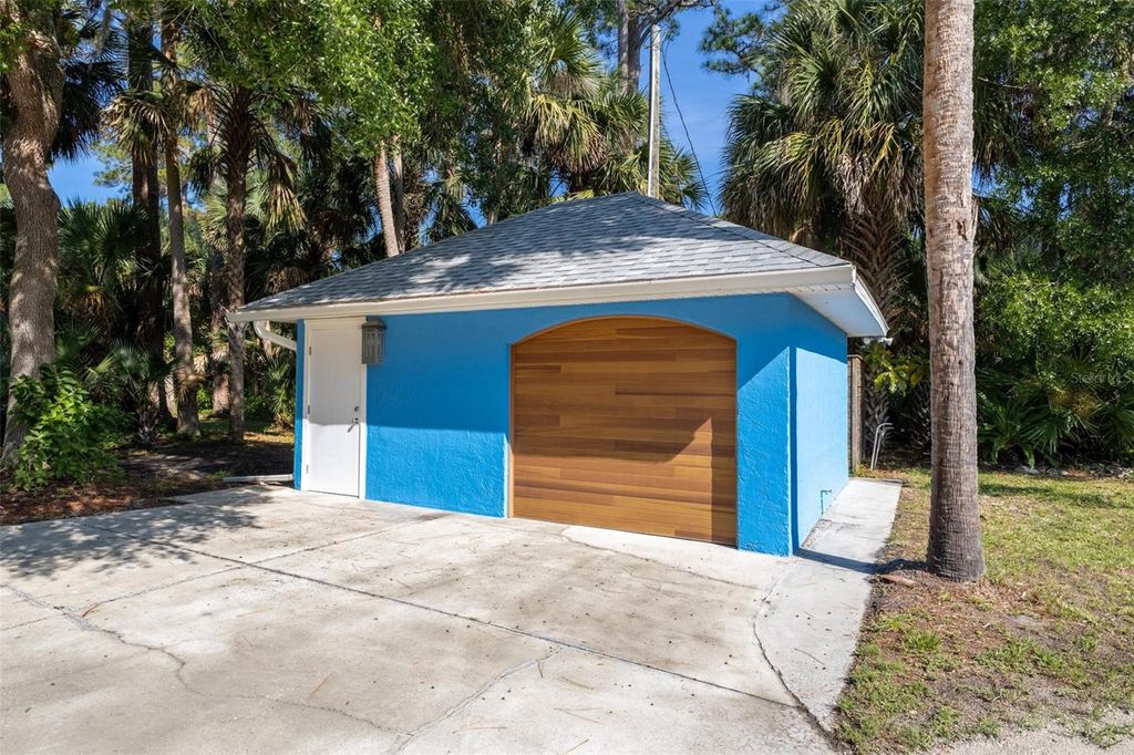 Image 55 of property listing at 725 INGHAM ROAD, New Smyrna Beach, FL 32168