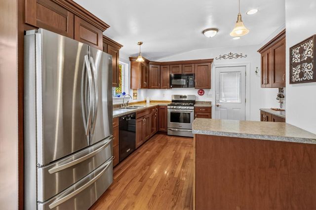 38112 87th STREET, Burlington, WI 53105