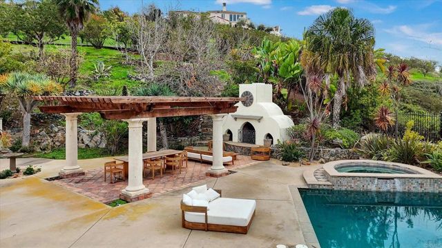 17839 La Amapola, Rancho Santa Fe, CA 92067