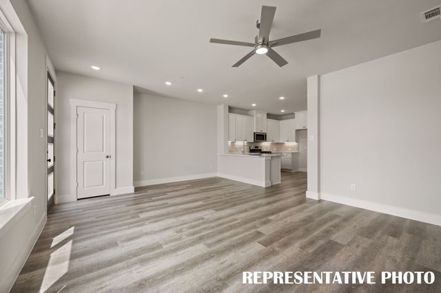 1837 Summer Aura, Mesquite, TX 75181