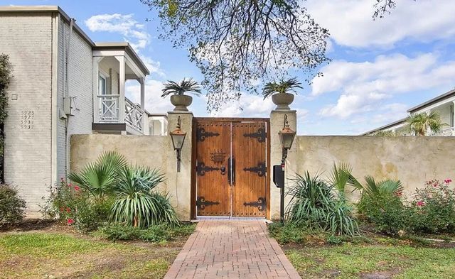 5925 E University Boulevard 132, Dallas, TX 75206