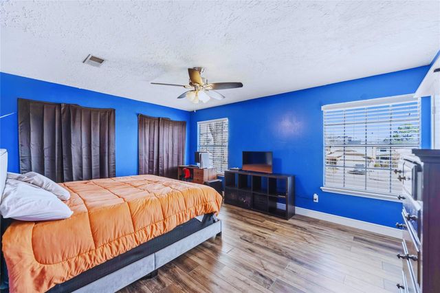 1207 Hollowood Lane, Missouri City, TX 77489