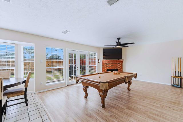 1207 Hollowood Lane, Missouri City, TX 77489