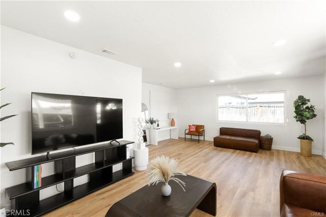 10216 Ramona, Montclair, CA 91763