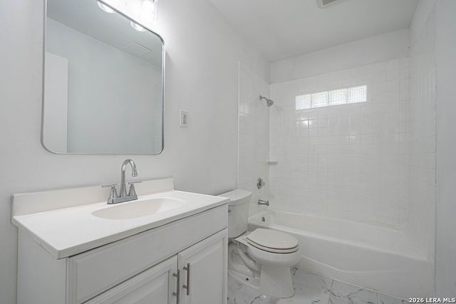 307 GAYLE AVE, San Antonio, TX 78223