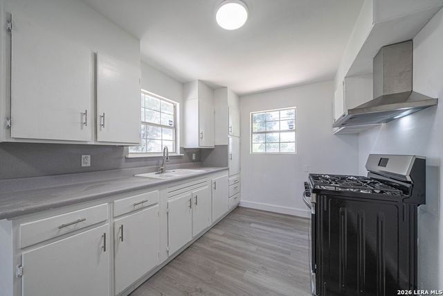 307 GAYLE AVE, San Antonio, TX 78223