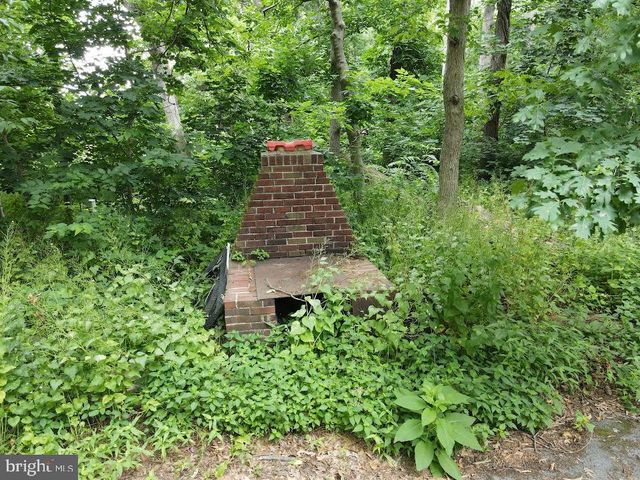 1733 LANCASTER RD, Manheim, PA 17545