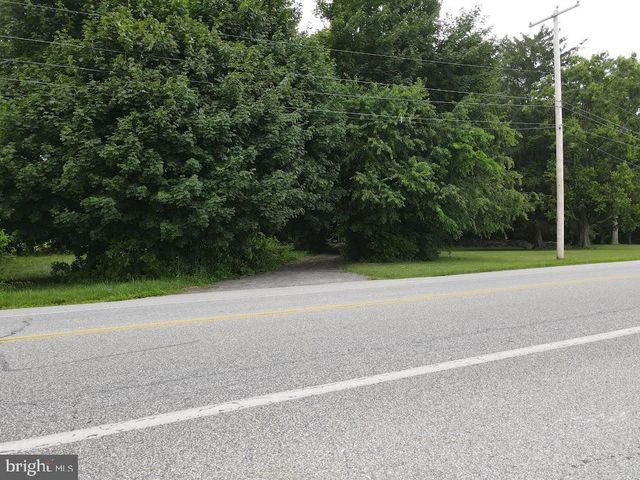 1733 LANCASTER RD, Manheim, PA 17545