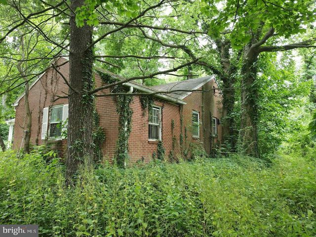 1733 LANCASTER RD, Manheim, PA 17545