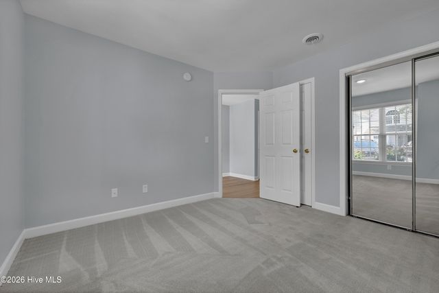 6211 Wrightsville Avenue Apt 129, Wilmington, NC 28403