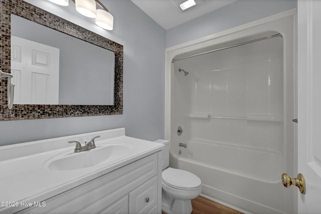 6211 Wrightsville Avenue Apt 129, Wilmington, NC 28403