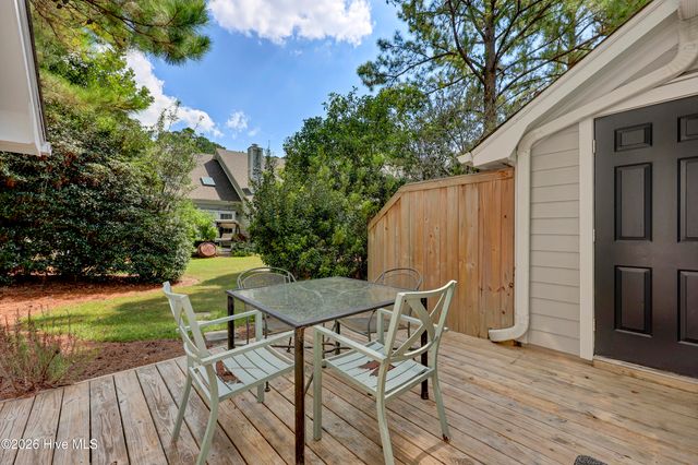 6211 Wrightsville Avenue Apt 129, Wilmington, NC 28403