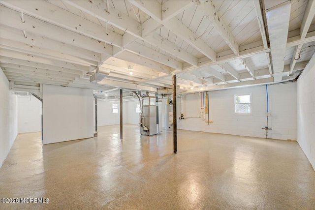 39 Point O Woods Drive, Toms River, NJ 08753