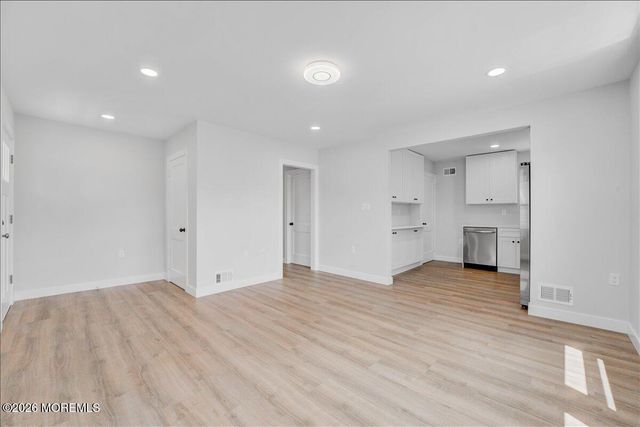 39 Point O Woods Drive, Toms River, NJ 08753