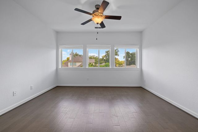 1523 Aldana Place, Houston, TX 77055
