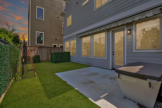 1523 Aldana Place, Houston, TX 77055